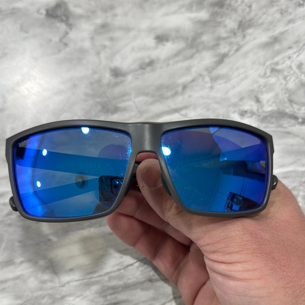 Costa Del Mar Rinconcito sunglasses
